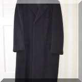 H01. Men's overcoat. 